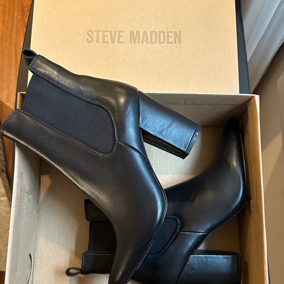 Steve Madden Black Heeled Boots - Picture 2 of 5